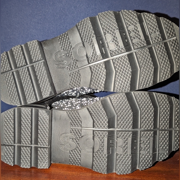 Sorel Lennox Waterproof Boot 6.5 - Picture 3 of 8